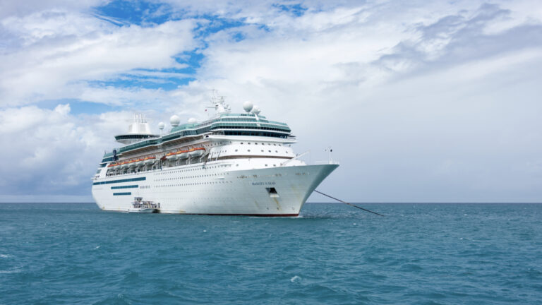 Cruise Ship