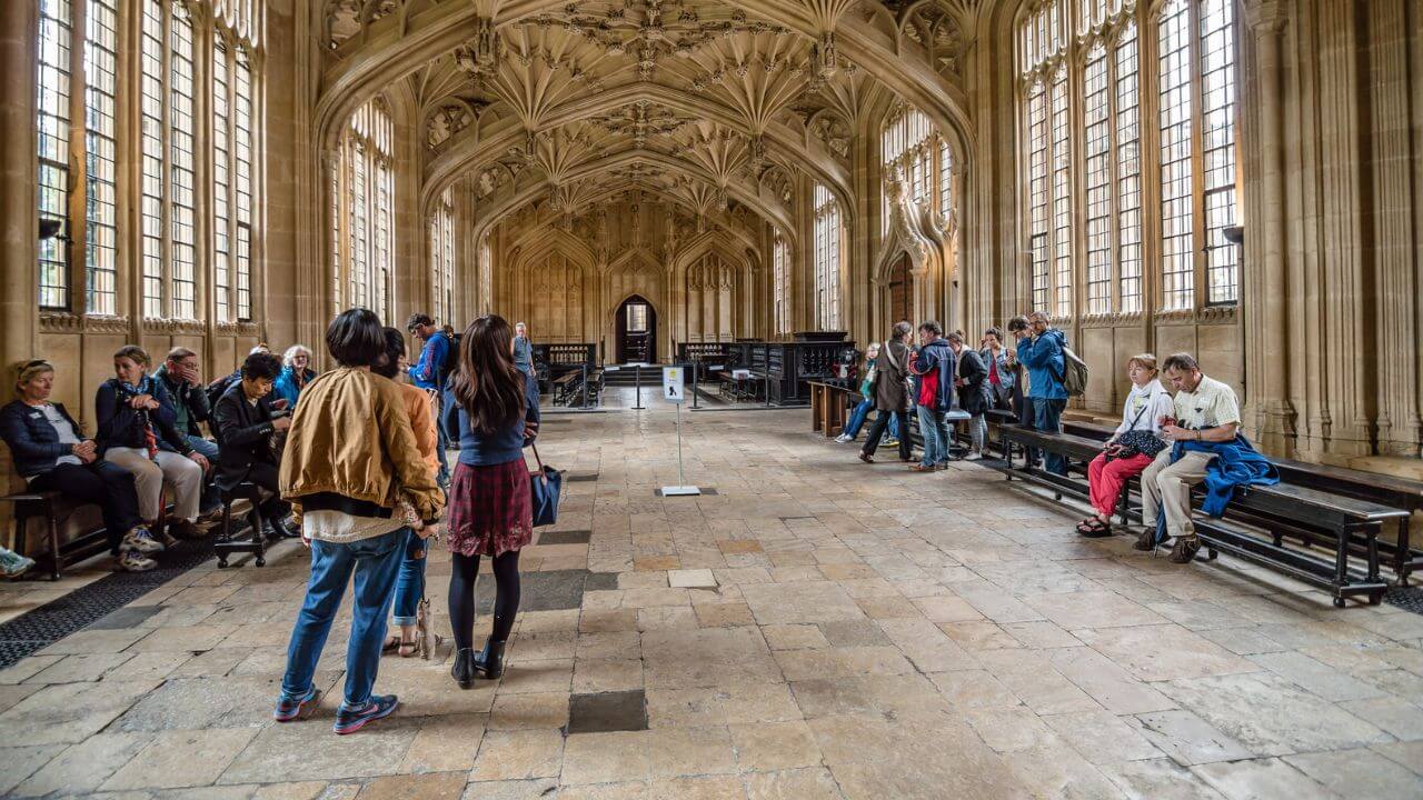 19 Spectacular Libraries Around the World That You Have to Visit